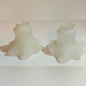 Frosted Glass Light Shade Ruffled Petticoat Lamp Fan Replacement Vtg 4.5” T